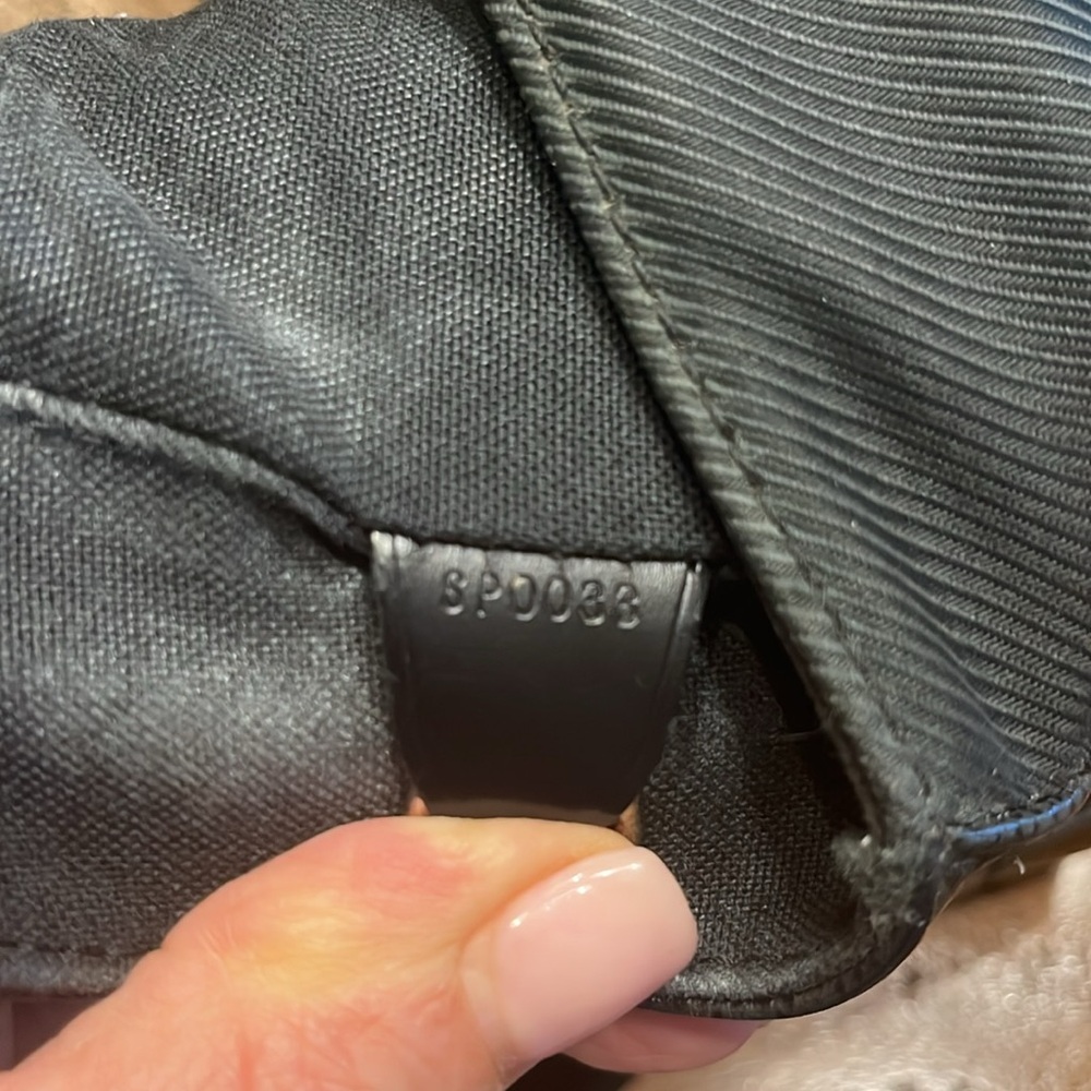 VINTAGE LV MESSENGER BAG - Picture 15 of 15